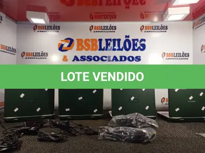 LOTE 381 - 03 NETBOOK’S MARCAS POSITIVO COM FONTE. (NO ESTADO) ATENÇÃO! FAZER A VISITAÇÃO ANTES DE ARREMATAR, NÃO SABEMOS SE FUNCIONA. LEILÃO NÃO TEM GARANTIA E NEM DEVOLUÇÃO, SUJEITO A POSSÍVEIS AVARIAS VISÍVEIS/OCULTAS E/OU AUSÊNCIA DE COMPONENTES.