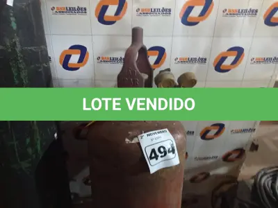 LOTE 494 - 01 CILINDRO DE GÁS ACETILENO. (NO ESTADO) ATENÇÃO! FAZER A VISITAÇÃO ANTES DE ARREMATAR, NÃO SABEMOS SE FUNCIONA. LEILÃO NÃO TEM GARANTIA E NEM DEVOLUÇÃO, SUJEITO A POSSÍVEIS AVARIAS VISÍVEIS/OCULTAS E/OU AUSÊNCIA DE COMPONENTES.