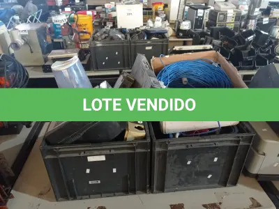 LOTE 451 - 01 LOTE COM MATERIAIS DIVERSOS. (NO ESTADO) ATENÇÃO! FAZER A VISITAÇÃO ANTES DE ARREMATAR, NÃO SABEMOS SE FUNCIONA. LEILÃO NÃO TEM GARANTIA E NEM DEVOLUÇÃO, SUJEITO A POSSÍVEIS AVARIAS VISÍVEIS/OCULTAS E/OU AUSÊNCIA DE COMPONENTES.