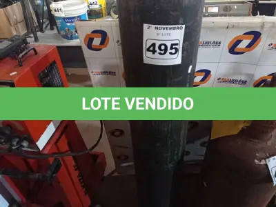 LOTE 495 - 01 CILINDRO DE GÁS OXIGÊNIO. (NO ESTADO) ATENÇÃO! FAZER A VISITAÇÃO ANTES DE ARREMATAR, NÃO SABEMOS SE FUNCIONA. LEILÃO NÃO TEM GARANTIA E NEM DEVOLUÇÃO, SUJEITO A POSSÍVEIS AVARIAS VISÍVEIS/OCULTAS E/OU AUSÊNCIA DE COMPONENTES.