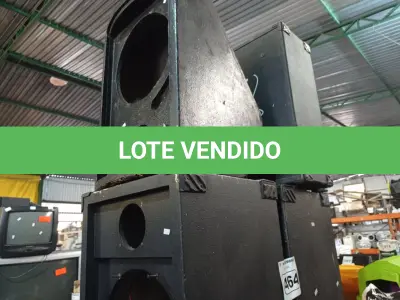 LOTE 464 - 04 CAIXAS DE SOM INCOMPLETAS. (NO ESTADO) ATENÇÃO! FAZER A VISITAÇÃO ANTES DE ARREMATAR, NÃO SABEMOS SE FUNCIONA. LEILÃO NÃO TEM GARANTIA E NEM DEVOLUÇÃO, SUJEITO A POSSÍVEIS AVARIAS VISÍVEIS/OCULTAS E/OU AUSÊNCIA DE COMPONENTES.