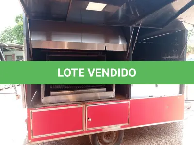LOTE 588 - 01 TRAILLER ROBEQUE. (NO ESTADO) ATENÇÃO! FAZER A VISITAÇÃO ANTES DE ARREMATAR, NÃO SABEMOS SE FUNCIONA. LEILÃO NÃO TEM GARANTIA E NEM DEVOLUÇÃO, SUJEITO A POSSÍVEIS AVARIAS VISÍVEIS/OCULTAS E/OU AUSÊNCIA DE COMPONENTES.