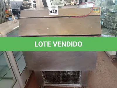 LOTE 420 - 01 MÁQUINA DE GELO. (NO ESTADO) ATENÇÃO! FAZER A VISITAÇÃO ANTES DE ARREMATAR, NÃO SABEMOS SE FUNCIONA. LEILÃO NÃO TEM GARANTIA E NEM DEVOLUÇÃO, SUJEITO A POSSÍVEIS AVARIAS VISÍVEIS/OCULTAS E/OU AUSÊNCIA DE COMPONENTES.