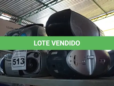 LOTE 513 - 10 APARELHOS DE SOM MARCAS E MODELOS DIVERSOS. (NO ESTADO) ATENÇÃO! FAZER A VISITAÇÃO ANTES DE ARREMATAR, NÃO SABEMOS SE FUNCIONA. LEILÃO NÃO TEM GARANTIA E NEM DEVOLUÇÃO, SUJEITO A POSSÍVEIS AVARIAS VISÍVEIS/OCULTAS E/OU AUSÊNCIA DE COMPONENTES.