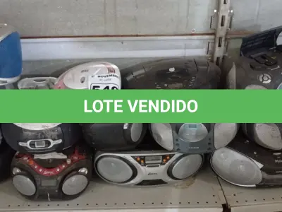 LOTE 549 - 14 APARELHOS DE SOM MARCAS E MODELOS DIVERSOS. (NO ESTADO) ATENÇÃO! FAZER A VISITAÇÃO ANTES DE ARREMATAR, NÃO SABEMOS SE FUNCIONA. LEILÃO NÃO TEM GARANTIA E NEM DEVOLUÇÃO, SUJEITO A POSSÍVEIS AVARIAS VISÍVEIS/OCULTAS E/OU AUSÊNCIA DE COMPONENTES.