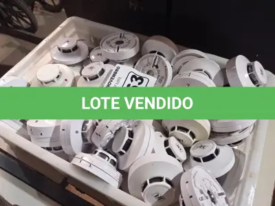 LOTE 463 - 01 LOTE COM GRANDE QUANTIDADE DETECTORES DE FUMAÇA. (NO ESTADO) ATENÇÃO! FAZER A VISITAÇÃO ANTES DE ARREMATAR, NÃO SABEMOS SE FUNCIONA. LEILÃO NÃO TEM GARANTIA E NEM DEVOLUÇÃO, SUJEITO A POSSÍVEIS AVARIAS VISÍVEIS/OCULTAS E/OU AUSÊNCIA DE COMPONENTES.