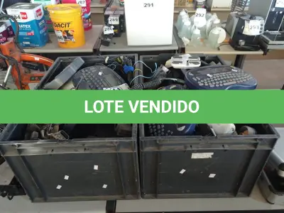 LOTE 355 - 02 CAIXAS COM VÁRIOS EQUIPAMENTOS AUTOTRAC. (NO ESTADO) ATENÇÃO! FAZER A VISITAÇÃO ANTES DE ARREMATAR, NÃO SABEMOS SE FUNCIONA. LEILÃO NÃO TEM GARANTIA E NEM DEVOLUÇÃO, SUJEITO A POSSÍVEIS AVARIAS VISÍVEIS/OCULTAS E/OU AUSÊNCIA DE COMPONENTES.