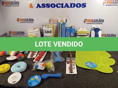 LOTE 386 - 01 KIT DE ACESSÓRIOS PARA PET. (NO ESTADO) ATENÇÃO! FAZER A VISITAÇÃO ANTES DE ARREMATAR, NÃO SABEMOS SE FUNCIONA. LEILÃO NÃO TEM GARANTIA E NEM DEVOLUÇÃO, SUJEITO A POSSÍVEIS AVARIAS VISÍVEIS/OCULTAS E/OU AUSÊNCIA DE COMPONENTES.