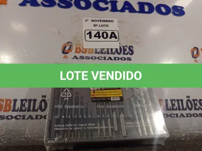 LOTE 140 - 01 KIT DE BROCAS. (NO ESTADO) ATENÇÃO! FAZER A VISITAÇÃO ANTES DE ARREMATAR, NÃO SABEMOS SE FUNCIONA. LEILÃO NÃO TEM GARANTIA E NEM DEVOLUÇÃO, SUJEITO A POSSÍVEIS AVARIAS VISÍVEIS/OCULTAS E/OU AUSÊNCIA DE COMPONENTES.