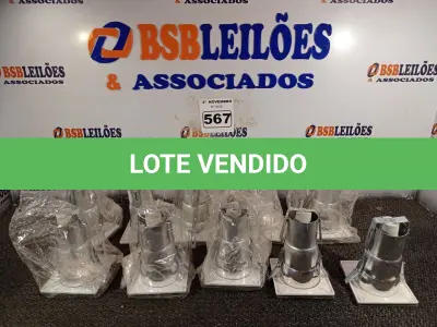 LOTE 567 - 10 LUMINÁRIAS DE EMBUTIR. (NO ESTADO) ATENÇÃO! FAZER A VISITAÇÃO ANTES DE ARREMATAR, NÃO SABEMOS SE FUNCIONA. LEILÃO NÃO TEM GARANTIA E NEM DEVOLUÇÃO, SUJEITO A POSSÍVEIS AVARIAS VISÍVEIS/OCULTAS E/OU AUSÊNCIA DE COMPONENTES.