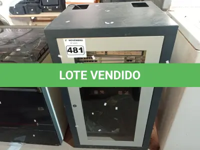 LOTE 481 - 01 RACK PARA EQUIPAMENTOS DE REDE. (NO ESTADO) ATENÇÃO! FAZER A VISITAÇÃO ANTES DE ARREMATAR, NÃO SABEMOS SE FUNCIONA. LEILÃO NÃO TEM GARANTIA E NEM DEVOLUÇÃO, SUJEITO A POSSÍVEIS AVARIAS VISÍVEIS/OCULTAS E/OU AUSÊNCIA DE COMPONENTES.