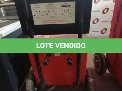 LOTE 499 - 01 AUXILIAR DE PARTIDA PRATIC CAR. (NO ESTADO) ATENÇÃO! FAZER A VISITAÇÃO ANTES DE ARREMATAR, NÃO SABEMOS SE FUNCIONA. LEILÃO NÃO TEM GARANTIA E NEM DEVOLUÇÃO, SUJEITO A POSSÍVEIS AVARIAS VISÍVEIS/OCULTAS E/OU AUSÊNCIA DE COMPONENTES.
