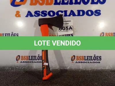 LOTE 005 - 01 MACHADINHA CAÇA E PESCA COM CABO EMBORRACHADO. (NO ESTADO) ATENÇÃO! FAZER A VISITAÇÃO ANTES DE ARREMATAR, NÃO SABEMOS SE FUNCIONA. LEILÃO NÃO TEM GARANTIA E NEM DEVOLUÇÃO, SUJEITO A POSSÍVEIS AVARIAS VISÍVEIS/OCULTAS E/OU AUSÊNCIA DE COMPONENTES.
