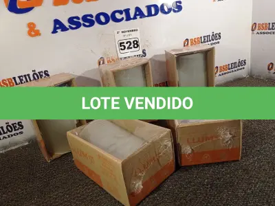 LOTE 528 - 04 ARANDELAS CENTRAL CE 1422-A 1XE27. (NO ESTADO) ATENÇÃO! FAZER A VISITAÇÃO ANTES DE ARREMATAR, NÃO SABEMOS SE FUNCIONA. LEILÃO NÃO TEM GARANTIA E NEM DEVOLUÇÃO, SUJEITO A POSSÍVEIS AVARIAS VISÍVEIS/OCULTAS E/OU AUSÊNCIA DE COMPONENTES.