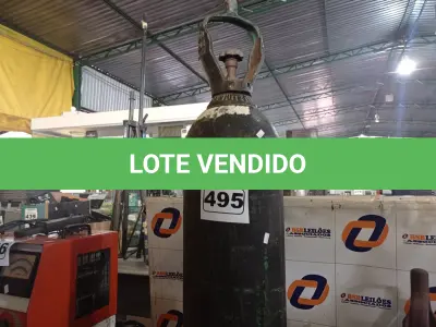 LOTE 495 - 01 CILINDRO DE GÁS OXIGÊNIO. (NO ESTADO) ATENÇÃO! FAZER A VISITAÇÃO ANTES DE ARREMATAR, NÃO SABEMOS SE FUNCIONA. LEILÃO NÃO TEM GARANTIA E NEM DEVOLUÇÃO, SUJEITO A POSSÍVEIS AVARIAS VISÍVEIS/OCULTAS E/OU AUSÊNCIA DE COMPONENTES.