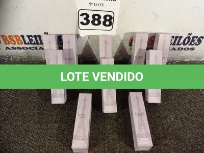 LOTE 388 - 10 PERFUMES LE PETIT 30ML. (NO ESTADO) ATENÇÃO! FAZER A VISITAÇÃO ANTES DE ARREMATAR, NÃO SABEMOS SE FUNCIONA. LEILÃO NÃO TEM GARANTIA E NEM DEVOLUÇÃO, SUJEITO A POSSÍVEIS AVARIAS VISÍVEIS/OCULTAS E/OU AUSÊNCIA DE COMPONENTES.