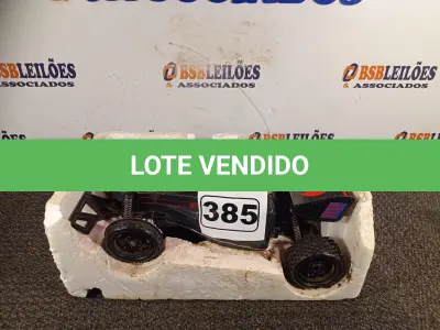 LOTE 385 - 01 CARRINHO DE CONTROLE REMOTO. (NO ESTADO) ATENÇÃO! FAZER A VISITAÇÃO ANTES DE ARREMATAR, NÃO SABEMOS SE FUNCIONA. LEILÃO NÃO TEM GARANTIA E NEM DEVOLUÇÃO, SUJEITO A POSSÍVEIS AVARIAS VISÍVEIS/OCULTAS E/OU AUSÊNCIA DE COMPONENTES.