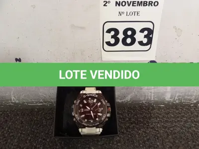 LOTE 383 - 01 RELÓGIO DE PULSO. (NO ESTADO) ATENÇÃO! FAZER A VISITAÇÃO ANTES DE ARREMATAR, NÃO SABEMOS SE FUNCIONA. LEILÃO NÃO TEM GARANTIA E NEM DEVOLUÇÃO, SUJEITO A POSSÍVEIS AVARIAS VISÍVEIS/OCULTAS E/OU AUSÊNCIA DE COMPONENTES.