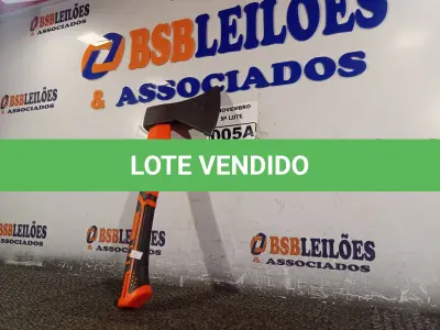 LOTE 005 - 01 MACHADINHA CAÇA E PESCA COM CABO EMBORRACHADO. (NO ESTADO) ATENÇÃO! FAZER A VISITAÇÃO ANTES DE ARREMATAR, NÃO SABEMOS SE FUNCIONA. LEILÃO NÃO TEM GARANTIA E NEM DEVOLUÇÃO, SUJEITO A POSSÍVEIS AVARIAS VISÍVEIS/OCULTAS E/OU AUSÊNCIA DE COMPONENTES.