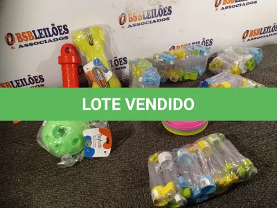 LOTE 472 - 01 KIT DE ACESSÓRIOS PARA PETS. (NO ESTADO) ATENÇÃO! FAZER A VISITAÇÃO ANTES DE ARREMATAR, NÃO SABEMOS SE FUNCIONA. LEILÃO NÃO TEM GARANTIA E NEM DEVOLUÇÃO, SUJEITO A POSSÍVEIS AVARIAS VISÍVEIS/OCULTAS E/OU AUSÊNCIA DE COMPONENTES.