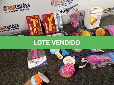 LOTE 405 - 01 KIT DE ACESSÓRIOS PARA PET. (NO ESTADO) ATENÇÃO! FAZER A VISITAÇÃO ANTES DE ARREMATAR, NÃO SABEMOS SE FUNCIONA. LEILÃO NÃO TEM GARANTIA E NEM DEVOLUÇÃO, SUJEITO A POSSÍVEIS AVARIAS VISÍVEIS/OCULTAS E/OU AUSÊNCIA DE COMPONENTES.
