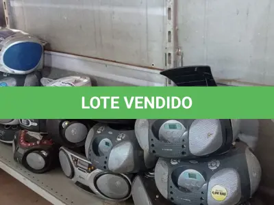 LOTE 549 - 14 APARELHOS DE SOM MARCAS E MODELOS DIVERSOS. (NO ESTADO) ATENÇÃO! FAZER A VISITAÇÃO ANTES DE ARREMATAR, NÃO SABEMOS SE FUNCIONA. LEILÃO NÃO TEM GARANTIA E NEM DEVOLUÇÃO, SUJEITO A POSSÍVEIS AVARIAS VISÍVEIS/OCULTAS E/OU AUSÊNCIA DE COMPONENTES.