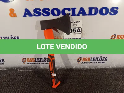 LOTE 005 - 01 MACHADINHA CAÇA E PESCA COM CABO EMBORRACHADO. (NO ESTADO) ATENÇÃO! FAZER A VISITAÇÃO ANTES DE ARREMATAR, NÃO SABEMOS SE FUNCIONA. LEILÃO NÃO TEM GARANTIA E NEM DEVOLUÇÃO, SUJEITO A POSSÍVEIS AVARIAS VISÍVEIS/OCULTAS E/OU AUSÊNCIA DE COMPONENTES.