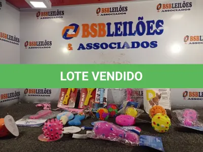 LOTE 405 - 01 KIT DE ACESSÓRIOS PARA PET. (NO ESTADO) ATENÇÃO! FAZER A VISITAÇÃO ANTES DE ARREMATAR, NÃO SABEMOS SE FUNCIONA. LEILÃO NÃO TEM GARANTIA E NEM DEVOLUÇÃO, SUJEITO A POSSÍVEIS AVARIAS VISÍVEIS/OCULTAS E/OU AUSÊNCIA DE COMPONENTES.