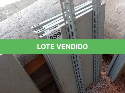 LOTE 599 - 01 ESTANTE DE FERRO DESMONTADA COM 04 PRATELEIRAS. (NO ESTADO) ATENÇÃO! FAZER A VISITAÇÃO ANTES DE ARREMATAR, NÃO SABEMOS SE FUNCIONA. LEILÃO NÃO TEM GARANTIA E NEM DEVOLUÇÃO, SUJEITO A POSSÍVEIS AVARIAS VISÍVEIS/OCULTAS E/OU AUSÊNCIA DE COMPONENTES.