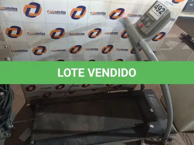 LOTE 492 - 01 ESTEIRA ERGOMÉTRICA MARCA CALOI. (NO ESTADO) ATENÇÃO! FAZER A VISITAÇÃO ANTES DE ARREMATAR, NÃO SABEMOS SE FUNCIONA. LEILÃO NÃO TEM GARANTIA E NEM DEVOLUÇÃO, SUJEITO A POSSÍVEIS AVARIAS VISÍVEIS/OCULTAS E/OU AUSÊNCIA DE COMPONENTES.