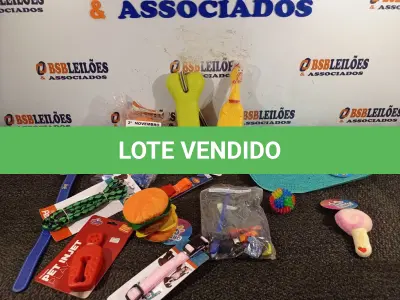 LOTE 380 - 01 KIT DE ACESSÓRIOS PARA PET. (NO ESTADO) ATENÇÃO! FAZER A VISITAÇÃO ANTES DE ARREMATAR, NÃO SABEMOS SE FUNCIONA. LEILÃO NÃO TEM GARANTIA E NEM DEVOLUÇÃO, SUJEITO A POSSÍVEIS AVARIAS VISÍVEIS/OCULTAS E/OU AUSÊNCIA DE COMPONENTES.