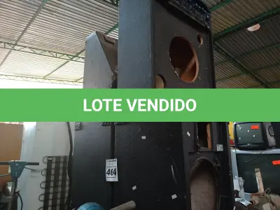 LOTE 464 - 04 CAIXAS DE SOM INCOMPLETAS. (NO ESTADO) ATENÇÃO! FAZER A VISITAÇÃO ANTES DE ARREMATAR, NÃO SABEMOS SE FUNCIONA. LEILÃO NÃO TEM GARANTIA E NEM DEVOLUÇÃO, SUJEITO A POSSÍVEIS AVARIAS VISÍVEIS/OCULTAS E/OU AUSÊNCIA DE COMPONENTES.