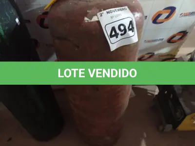 LOTE 494 - 01 CILINDRO DE GÁS ACETILENO. (NO ESTADO) ATENÇÃO! FAZER A VISITAÇÃO ANTES DE ARREMATAR, NÃO SABEMOS SE FUNCIONA. LEILÃO NÃO TEM GARANTIA E NEM DEVOLUÇÃO, SUJEITO A POSSÍVEIS AVARIAS VISÍVEIS/OCULTAS E/OU AUSÊNCIA DE COMPONENTES.