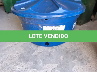 LOTE 006 - 01 CAIXA DE ÁGUA 500 LITROS (NO ESTADO, NÃO SABEMOS SE FUNCIONA. LEILÃO NÃO TEM GARANTIA E NEM DEVOLUÇÃO).