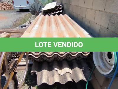 LOTE 002 - 01 LOTE COM DIVERSAS TELHAS ETERNIT (NO ESTADO, NÃO SABEMOS SE FUNCIONA. LEILÃO NÃO TEM GARANTIA E NEM DEVOLUÇÃO).