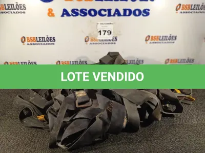 LOTE 179 - 05 CINTOS DE SEGURANÇA NO TRABALHO. (NO ESTADO) ATENÇÃO! FAZER A VISITAÇÃO ANTES DE ARREMATAR, NÃO SABEMOS SE FUNCIONA. LEILÃO NÃO TEM GARANTIA E NEM DEVOLUÇÃO, SUJEITO A POSSÍVEIS AVARIAS VISÍVEIS/OCULTAS E/OU AUSÊNCIA DE COMPONENTES.
