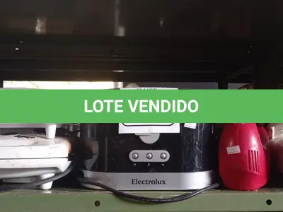 LOTE 111 - 04 SANDUICHEIRAS, 01 MÁQUINA DE WAFFLE, 01 TORRADEIRA, 01 EXTRATOR DE SUCOS E 02 BATEDEIRAS MARCAS E MODELOS DIVERSOS PARA RETIRADA DE PEÇAS. (NO ESTADO) ATENÇÃO! FAZER A VISITAÇÃO ANTES DE ARREMATAR, NÃO SABEMOS SE FUNCIONA. LEILÃO NÃO TEM GARANTIA E NEM DEVOLUÇÃO, SUJEITO A POSSÍVEIS AVARIAS VISÍVEIS/OCULTAS E/OU AUSÊNCIA DE COMPONENTES.