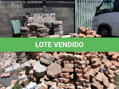 LOTE 001 - 01 LOTE COM APROXIMADAMENTE 500 BLOQUETES (NO ESTADO, NÃO SABEMOS SE FUNCIONA. LEILÃO NÃO TEM GARANTIA E NEM DEVOLUÇÃO).