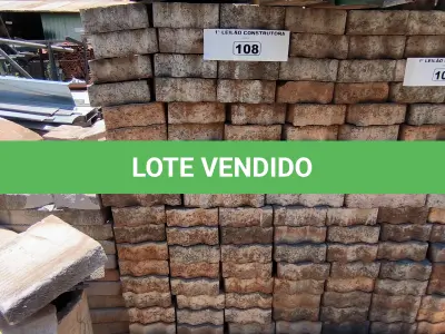 LOTE 108 - 01 LOTE COM APROXIMADAMENTE 500 BLOQUETES EM CONCRETO (NO ESTADO, NÃO SABEMOS SE FUNCIONA. LEILÃO NÃO TEM GARANTIA E NEM DEVOLUÇÃO).