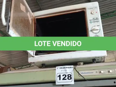 LOTE 128 - 01 FORNO ELÉTRICO E 01 DEPURADOR DE AR MARCAS E MODELOS DIVERSOS. (NO ESTADO) ATENÇÃO! FAZER A VISITAÇÃO ANTES DE ARREMATAR, NÃO SABEMOS SE FUNCIONA. LEILÃO NÃO TEM GARANTIA E NEM DEVOLUÇÃO, SUJEITO A POSSÍVEIS AVARIAS VISÍVEIS/OCULTAS E/OU AUSÊNCIA DE COMPONENTES.