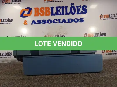 LOTE 139 - 01 MÁQUINA DE ESCREVER OLIVETTI STUDIO 46. (NO ESTADO) ATENÇÃO! FAZER A VISITAÇÃO ANTES DE ARREMATAR, NÃO SABEMOS SE FUNCIONA. LEILÃO NÃO TEM GARANTIA E NEM DEVOLUÇÃO, SUJEITO A POSSÍVEIS AVARIAS VISÍVEIS/OCULTAS E/OU AUSÊNCIA DE COMPONENTES.