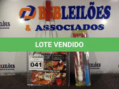 LOTE 041 - 01 KIT CHURRASCO. (NO ESTADO) ATENÇÃO! FAZER A VISITAÇÃO ANTES DE ARREMATAR, NÃO SABEMOS SE FUNCIONA. LEILÃO NÃO TEM GARANTIA E NEM DEVOLUÇÃO, SUJEITO A POSSÍVEIS AVARIAS VISÍVEIS/OCULTAS E/OU AUSÊNCIA DE COMPONENTES.