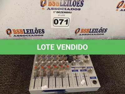 LOTE 071 - 01 MESA DE SOM UNIC MAC-06 STD. (NO ESTADO) ATENÇÃO! FAZER A VISITAÇÃO ANTES DE ARREMATAR, NÃO SABEMOS SE FUNCIONA. LEILÃO NÃO TEM GARANTIA E NEM DEVOLUÇÃO, SUJEITO A POSSÍVEIS AVARIAS VISÍVEIS/OCULTAS E/OU AUSÊNCIA DE COMPONENTES.