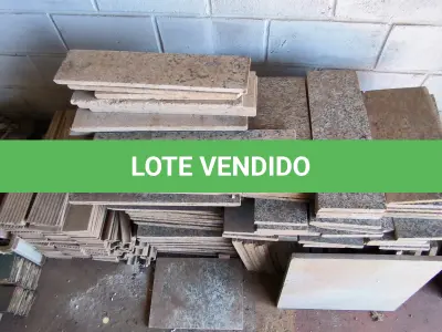 LOTE 067 - 01 LOTE COM PEDRAS DIVERSAS (NO ESTADO, NÃO SABEMOS SE FUNCIONA. LEILÃO NÃO TEM GARANTIA E NEM DEVOLUÇÃO).