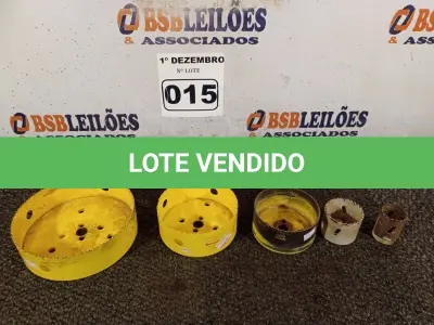 LOTE 015 - 01 JOGO DE SERRA COPO. (NO ESTADO) ATENÇÃO! FAZER A VISITAÇÃO ANTES DE ARREMATAR, NÃO SABEMOS SE FUNCIONA. LEILÃO NÃO TEM GARANTIA E NEM DEVOLUÇÃO, SUJEITO A POSSÍVEIS AVARIAS VISÍVEIS/OCULTAS E/OU AUSÊNCIA DE COMPONENTES.