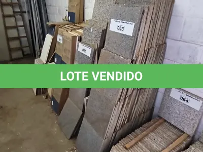 LOTE 063 - 01 LOTE COM PEDRAS DIVERSAS (NO ESTADO, NÃO SABEMOS SE FUNCIONA. LEILÃO NÃO TEM GARANTIA E NEM DEVOLUÇÃO).