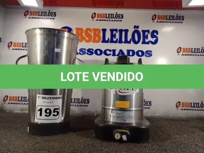 LOTE 195 - 01 LIQUIDIFICADOR INDUSTRIAL MARCA SPOLU. (NO ESTADO) ATENÇÃO! FAZER A VISITAÇÃO ANTES DE ARREMATAR, NÃO SABEMOS SE FUNCIONA. LEILÃO NÃO TEM GARANTIA E NEM DEVOLUÇÃO, SUJEITO A POSSÍVEIS AVARIAS VISÍVEIS/OCULTAS E/OU AUSÊNCIA DE COMPONENTES.
