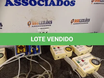 LOTE 021 - 01 BOMBA PARA DETERGENTE E 06 PAINÉIS DE OXIGÊNIO. (NO ESTADO) ATENÇÃO! FAZER A VISITAÇÃO ANTES DE ARREMATAR, NÃO SABEMOS SE FUNCIONA. LEILÃO NÃO TEM GARANTIA E NEM DEVOLUÇÃO, SUJEITO A POSSÍVEIS AVARIAS VISÍVEIS/OCULTAS E/OU AUSÊNCIA DE COMPONENTES.