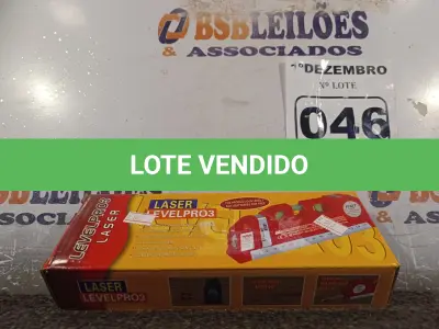 LOTE 046 - 01 TRENA LASER LEVEL PRO03. (NO ESTADO) ATENÇÃO! FAZER A VISITAÇÃO ANTES DE ARREMATAR, NÃO SABEMOS SE FUNCIONA. LEILÃO NÃO TEM GARANTIA E NEM DEVOLUÇÃO, SUJEITO A POSSÍVEIS AVARIAS VISÍVEIS/OCULTAS E/OU AUSÊNCIA DE COMPONENTES.