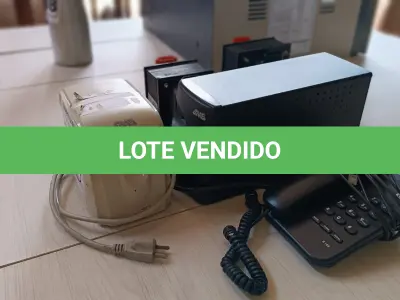 LOTE 009 - 02 TRANSFORMADORES, 02 NOBREAKS, 01 TELEFONE. (NO ESTADO DE CONSERVAÇÃO QUE SE ENCONTRAM, NÃO SABEMOS SE FUNCIONAM. LEILÃO NÃO TEM GARANTIA E NEM DEVOLUÇÃO).